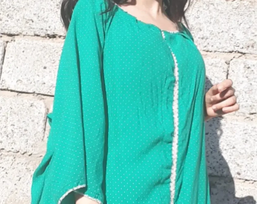 Handmade Blouse from Hassi Al Bagar